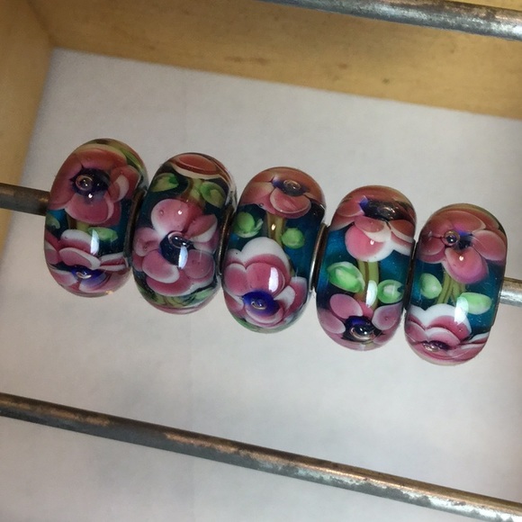 (Set of 5)5mm Solid Core European Bead Charms SC15 - Picture 1 of 2